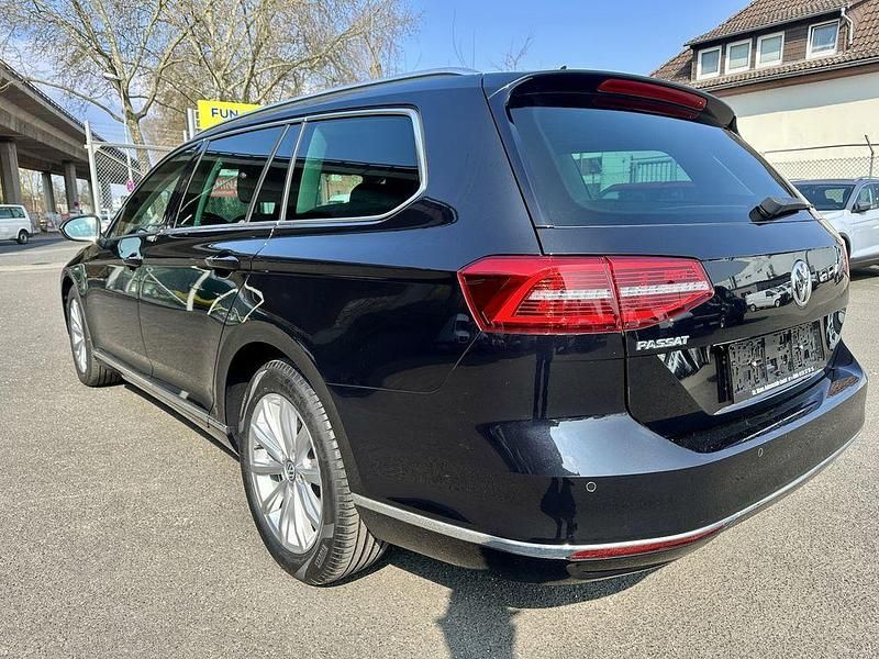 Gebraucht VW Passat Highline 150 PS (110 kW) 2019 Schwarz Kombi