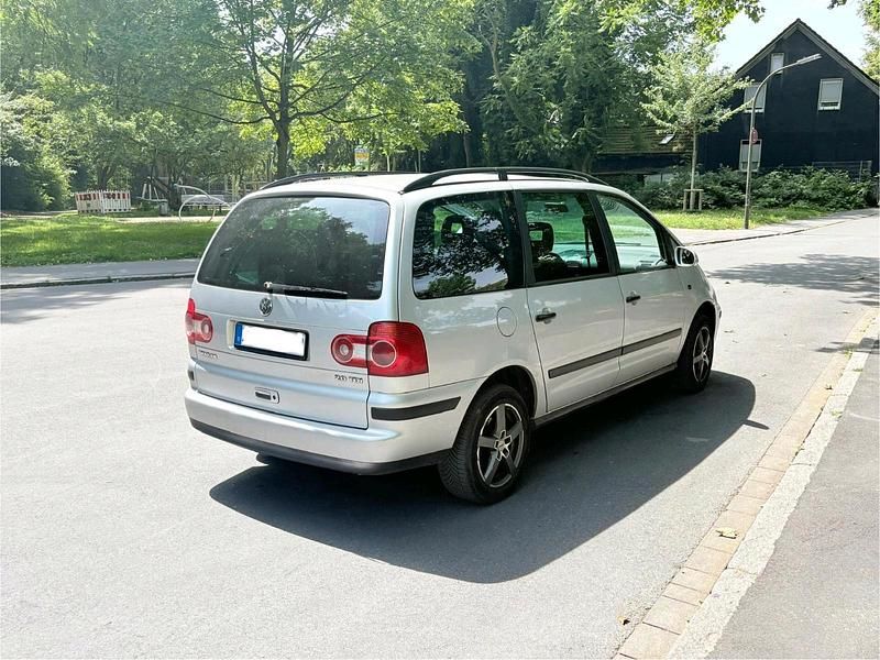 Gebraucht 2006 VW Sharan Van / Kleinbus | 2.800 € (Etwas zu teuer) - Bild 1/4