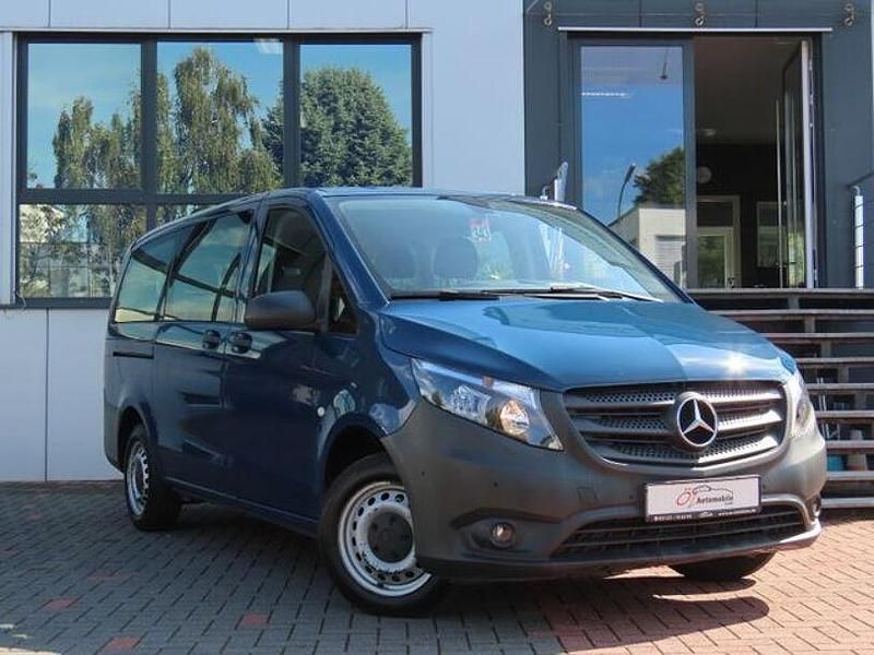Blau Gebraucht 2019 Mercedes Vito Van / Kleinbus | 26.900 € (Fairer Preis) - Bild 1/4