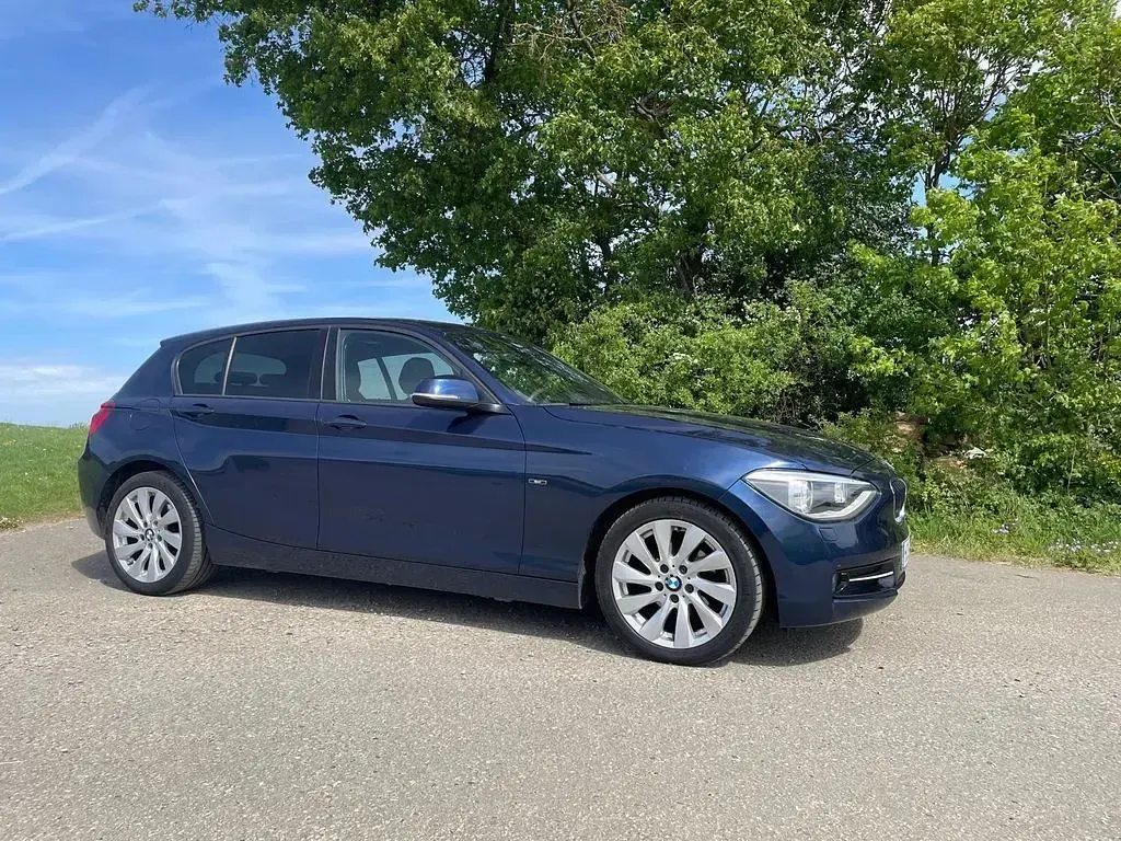 Gebraucht BMW 118 Sport Line 143 PS (105 kW) 2013 Blau Kleinwagen