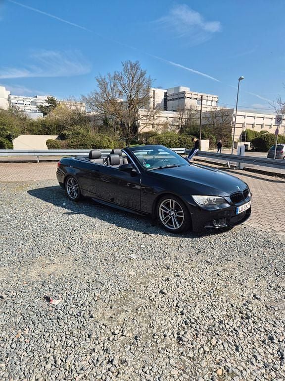 Gebraucht BMW 320 Cabriolet M Performance 170 PS (125 kW) 2009 Schwarz Cabrio