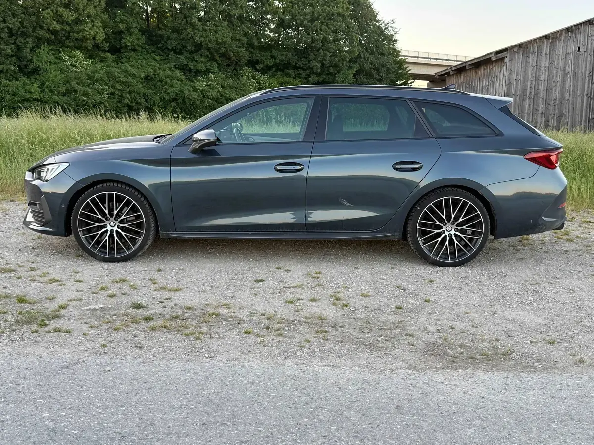Gebraucht Cupra Leon VZ 310 PS (228 kW) 2023 Grau Kombi