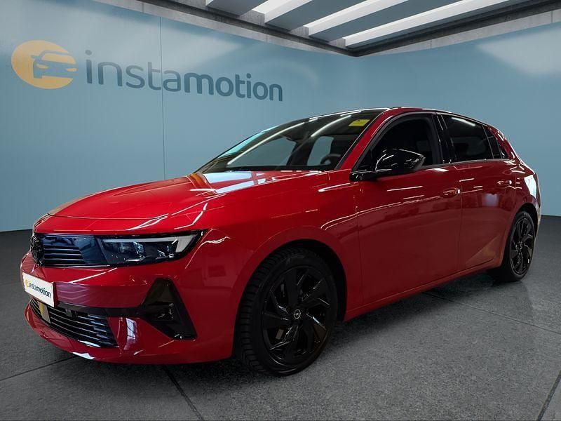 Rot Gebraucht 2024 Opel Astra Limousine | 26.199 € (Fairer Preis) - Bild 1/4