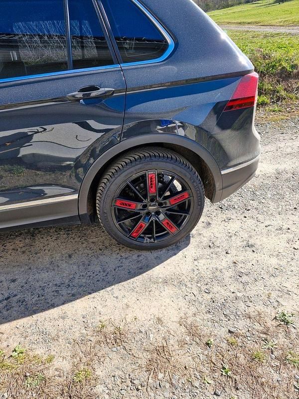 Gebraucht VW Tiguan 179 PS (131 kW) 2017 Grau SUV