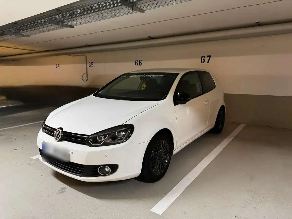 Second-hand VW Golf VI 80 CP (58 kW) 2009 Alb Hatchback