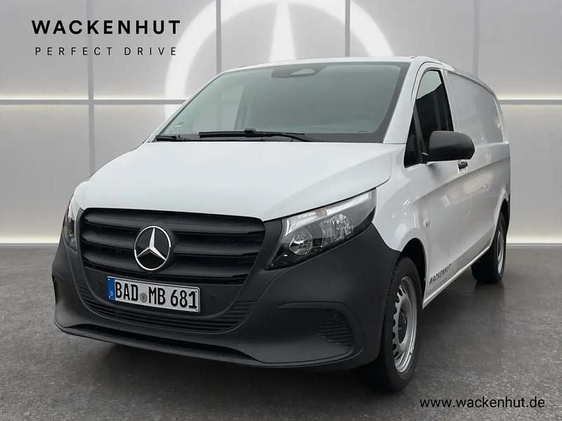 Gebraucht Mercedes Vito 102 PS (75 kW) 2025 Weiß Van