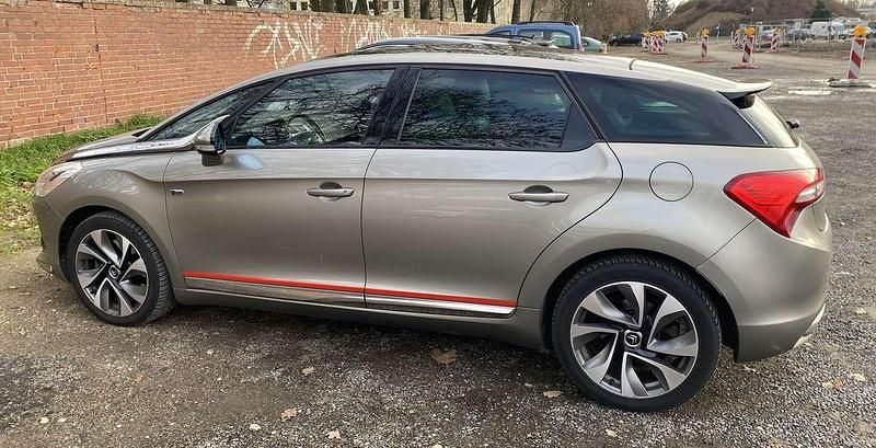 Gebraucht Citroën DS5 163 PS (119 kW) 2014 Kleinwagen