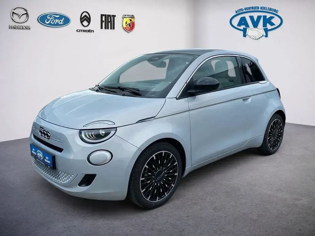 Neu Fiat 500 La Prima 65 PS (47 kW) 2026 Blau Kleinwagen