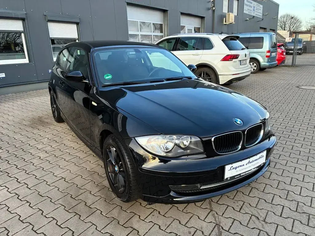 Używany BMW 116 122 KM (89 kW) 2009 Czarny Hatchback