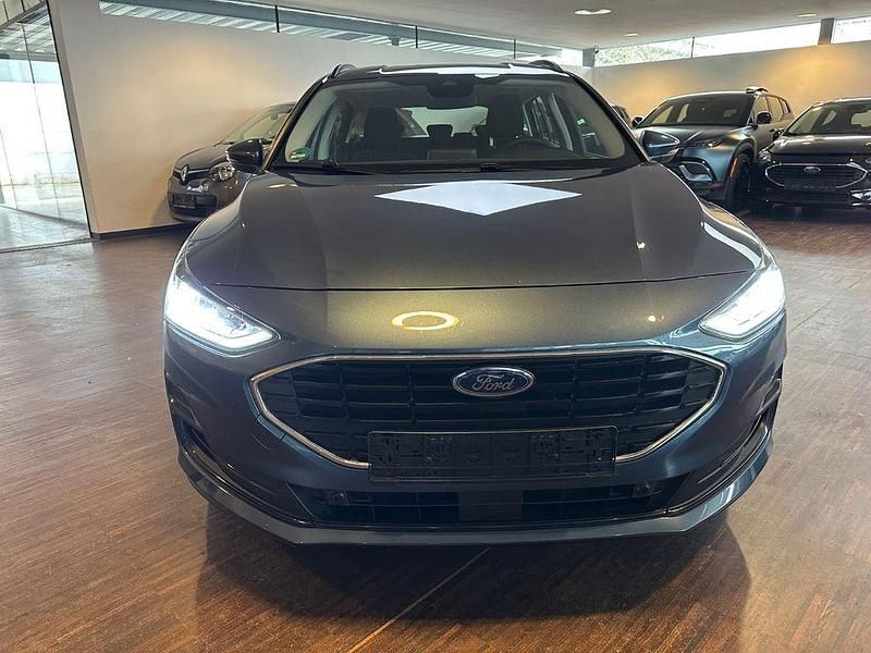 Gebraucht Ford Focus Cool & Connect 120 PS (88 kW) 2023 Blau Limousine