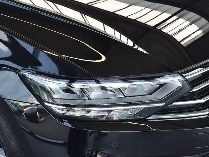 Gebraucht VW Passat 150 PS (110 kW) 2022 Schwarz Kombi