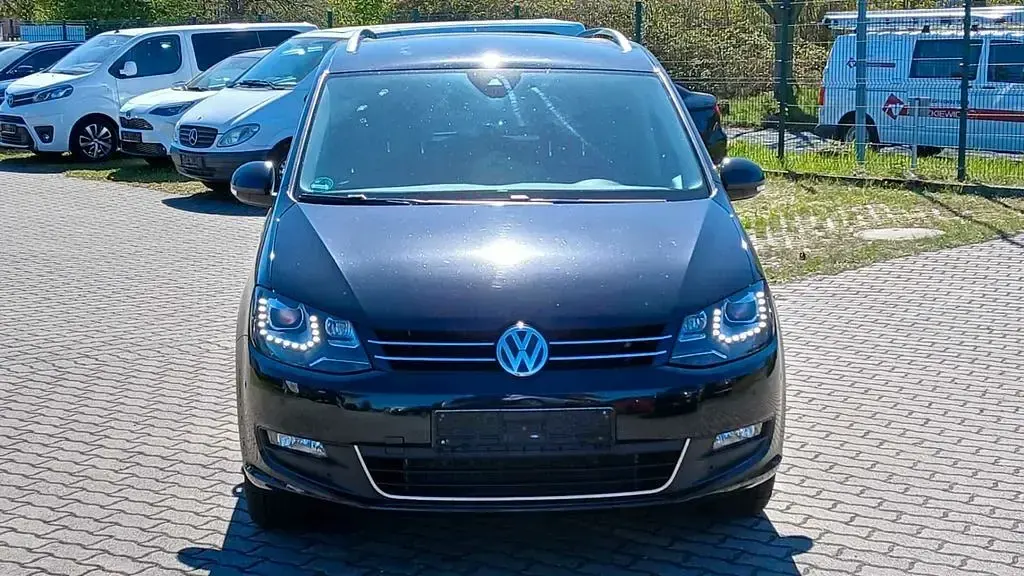 Gebraucht VW Sharan IQ Drive 177 PS (130 kW) 2019 Schwarz Van / Kleinbus