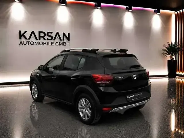 Gebraucht Dacia Sandero Comfort 91 PS (66 kW) 2022 Schwarz Kleinwagen