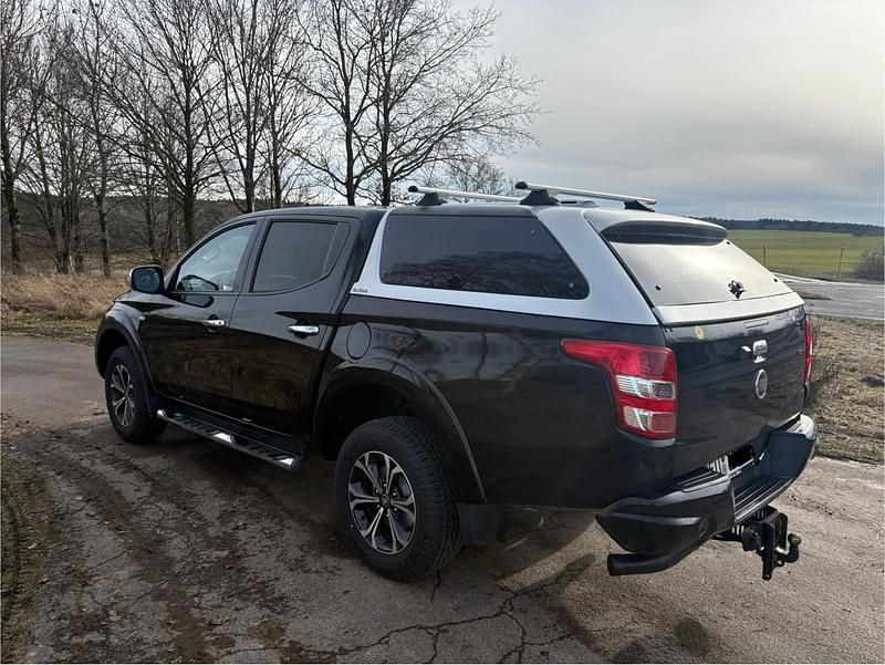 Gebraucht Fiat Fullback 181 PS (133 kW) 2017 Schwarz Abholung