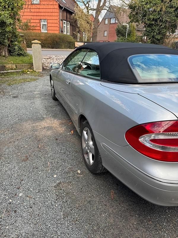 Gebraucht Mercedes CLK200 163 PS (119 kW) 2004 Silber Cabrio