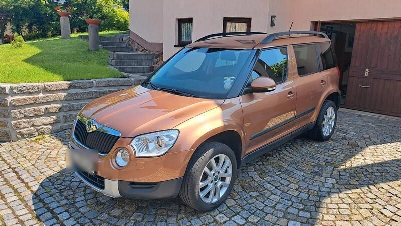 Braun Gebraucht 2012 Skoda Yeti SUV | 6.200 € (Guter Preis) - Bild 1/4
