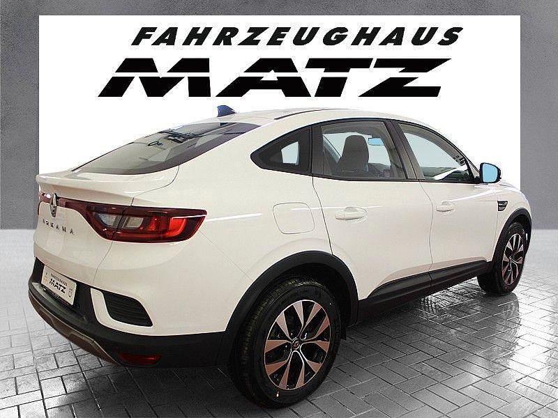 Gebraucht Renault Arkana Zen 140 PS (102 kW) 2022 Weiß SUV