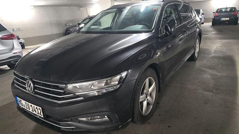 Gebraucht VW Passat Business 150 PS (110 kW) 2019 Grau Kombi