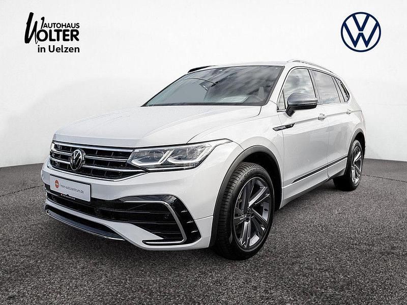 Weiß Gebraucht 2022 VW Tiguan Allspace R-line SUV | 36.920 € (Fairer Preis) - Bild 1/4