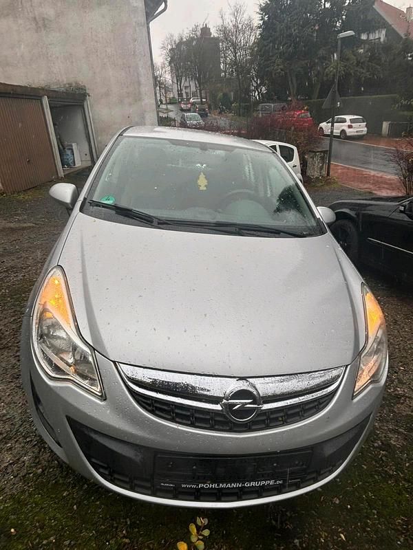 Grau Gebraucht 2012 Opel Corsa Kleinwagen | 1.600 € (Superpreis) - Bild 1/4