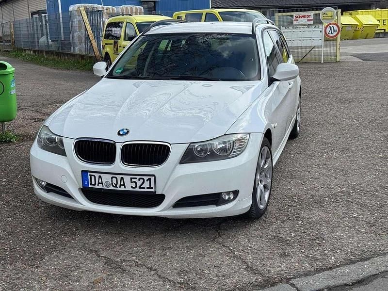 Gebraucht BMW 318 143 PS (105 kW) 2009 Kombi