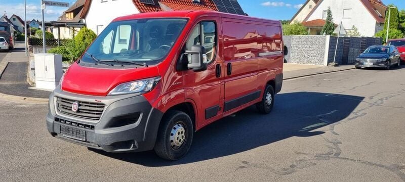 Rot Gebraucht 2020 Fiat Ducato Van | 10.990 € (Superpreis) - Bild 1/4