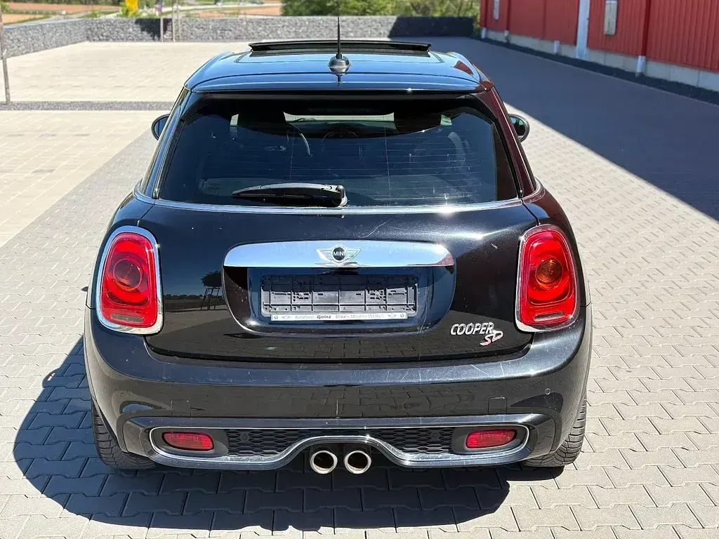Usata Mini Cooper SD 170 CV (125 kW) 2015 Nero Utilitaria