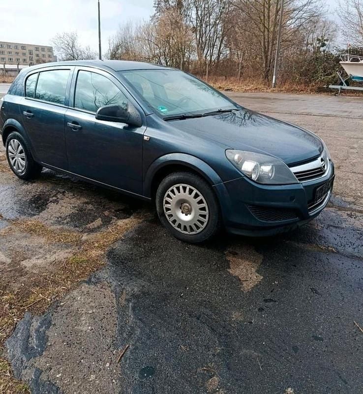 Gebraucht Opel Astra 90 PS (66 kW) 2009 Grau Limousine