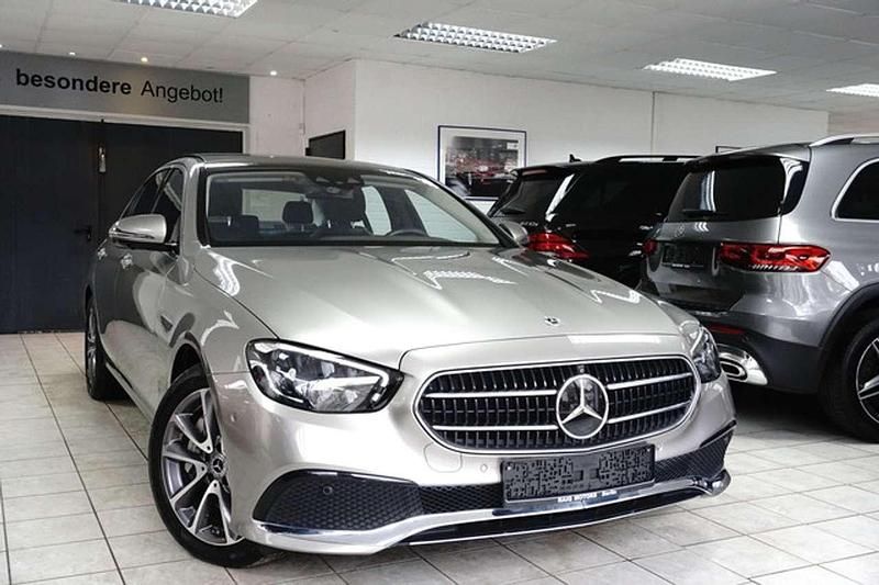Gebraucht Mercedes E400 330 PS (242 kW) 2022 Silber Limousine