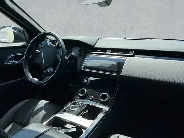 Gebraucht Land Rover Range Rover Velar R-Dynamic 244 PS (179 kW) 2019 Schwarz (narvikblack) SUV