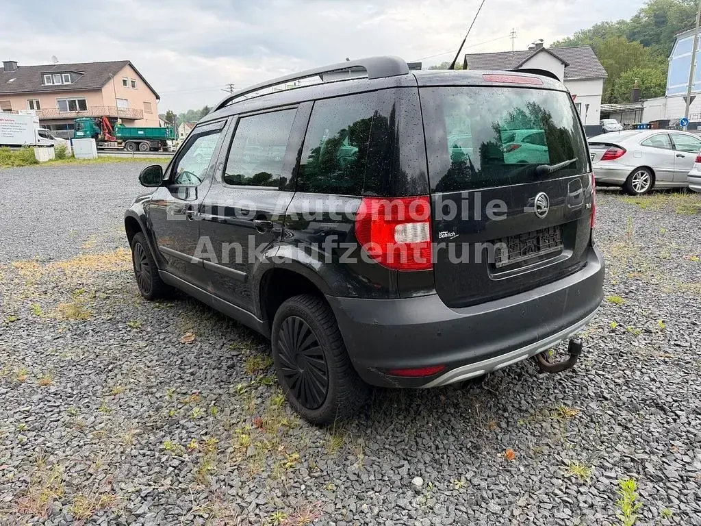 Gebraucht Skoda Yeti Plus Edition 160 PS (117 kW) 2011 Schwarz SUV