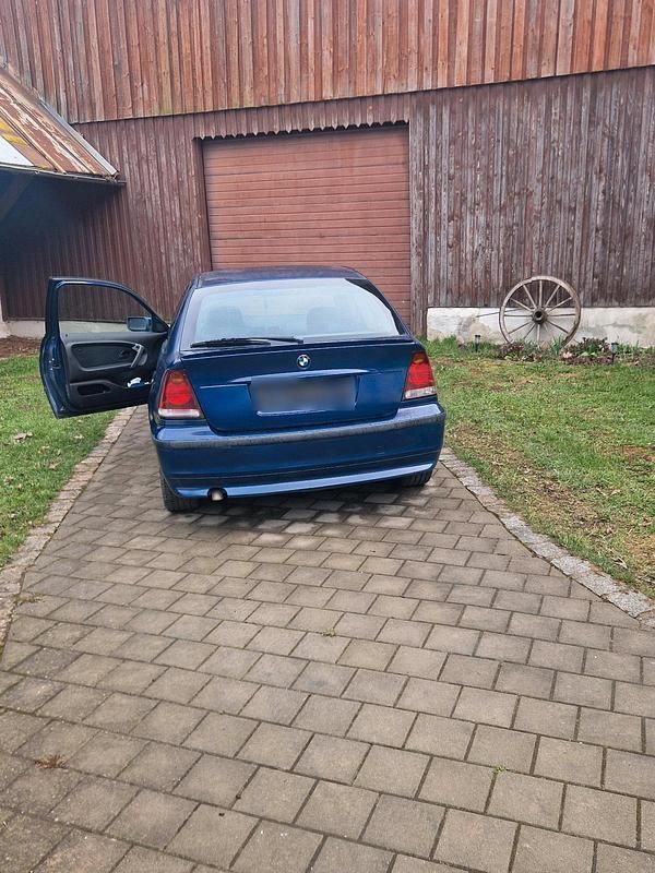 Gebraucht BMW 318 115 PS (84 kW) 2004 Limousine