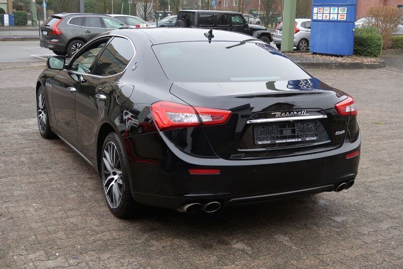 Gebraucht Maserati Ghibli 330 PS (242 kW) 2015 Schwarz Coupé