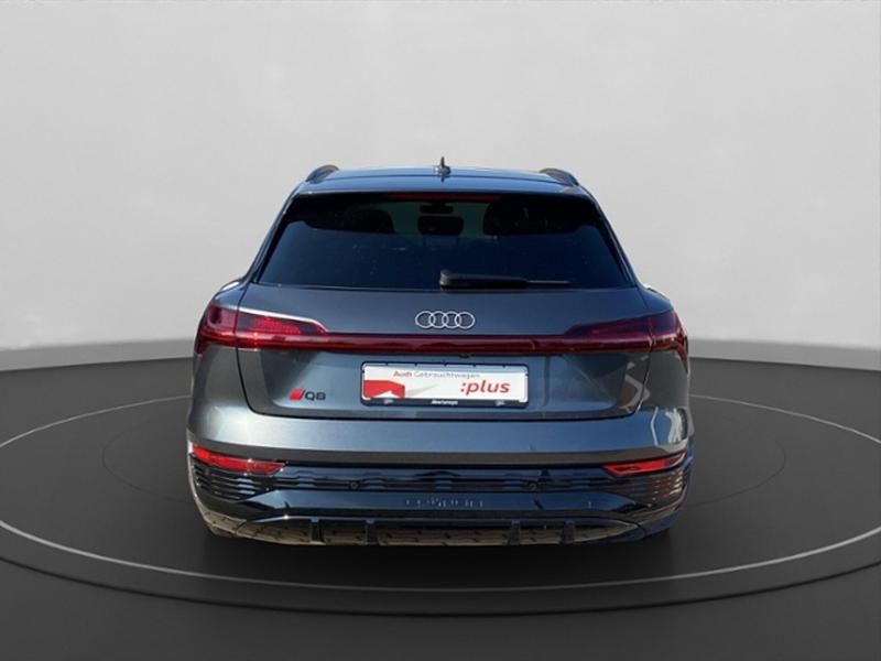 Gebraucht Audi Q8 e-tron S-Line 300 kW (408 PS) 2023 Grau SUV