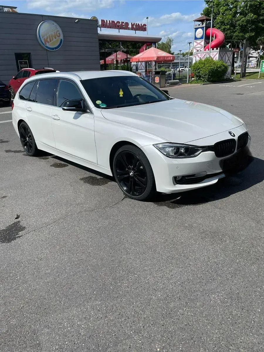 Gebraucht BMW 320 Performance 184 PS (135 kW) 2013 Weiß Limousine