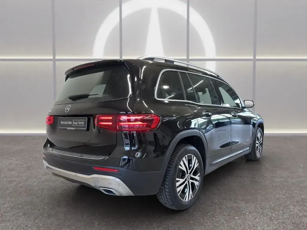 Gebraucht Mercedes GLB200 Advanced Plus 163 PS (119 kW) 2024 Schwarz SUV