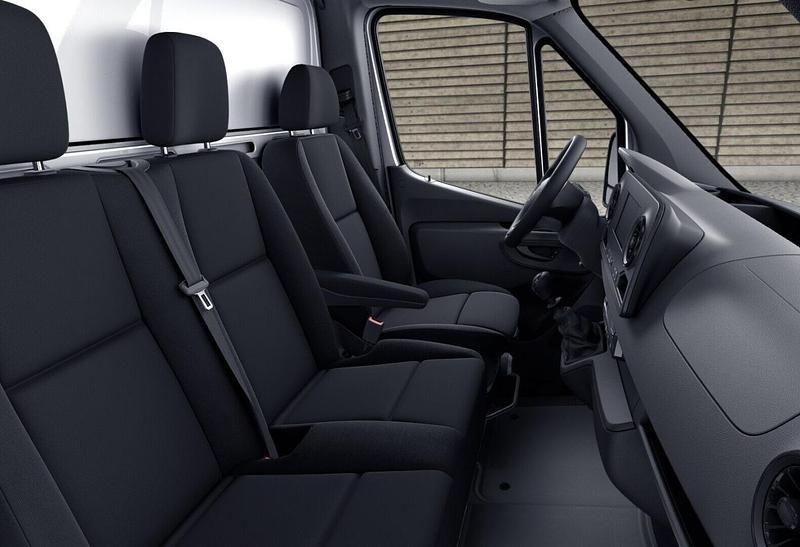 Gebraucht Mercedes Sprinter 150 PS (110 kW) 2024 Weiß Van