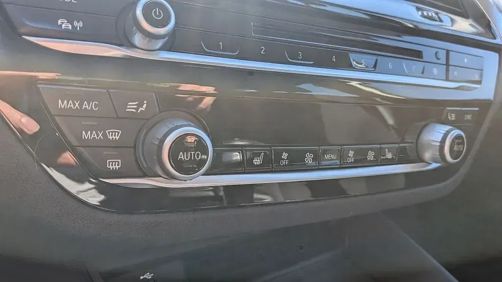 Second-hand BMW 520 190 CP (139 kW) 2018 Negru Break