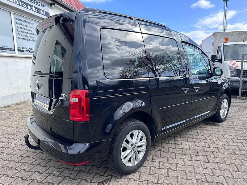 Gebraucht VW Caddy Comfortline 102 PS (75 kW) 2016 Schwarz Van / Kleinbus