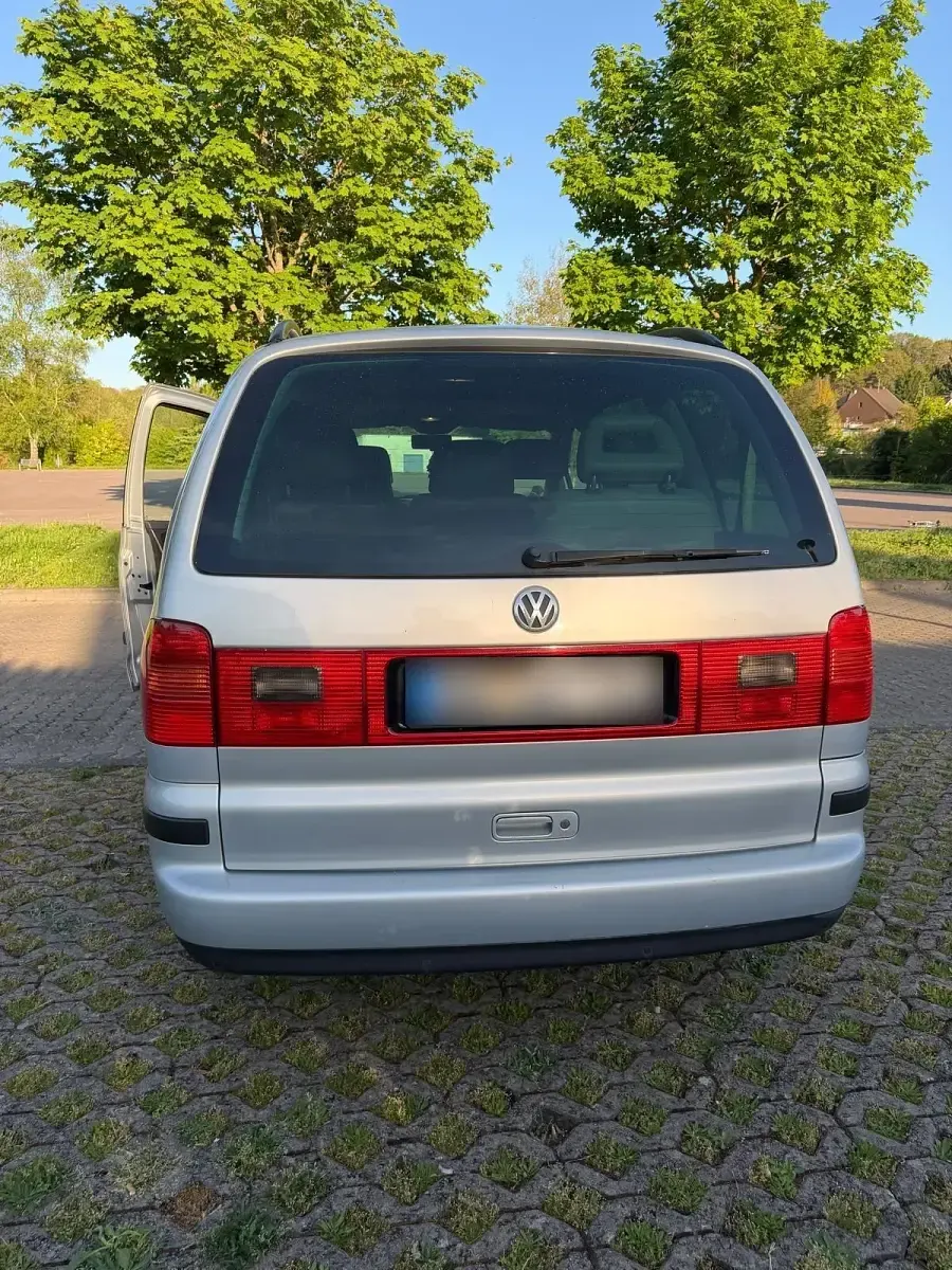 Brugt VW Sharan 116 HK (85 kW) 2000 Sølv MPV