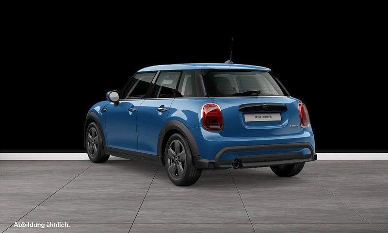 Używany Mini Cooper 136 KM (100 kW) 2023 Niebieski Hatchback