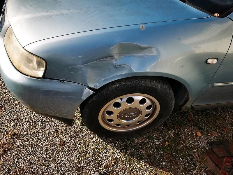 Gebraucht Audi A3 125 PS (91 kW) 2002 Blau Kleinwagen