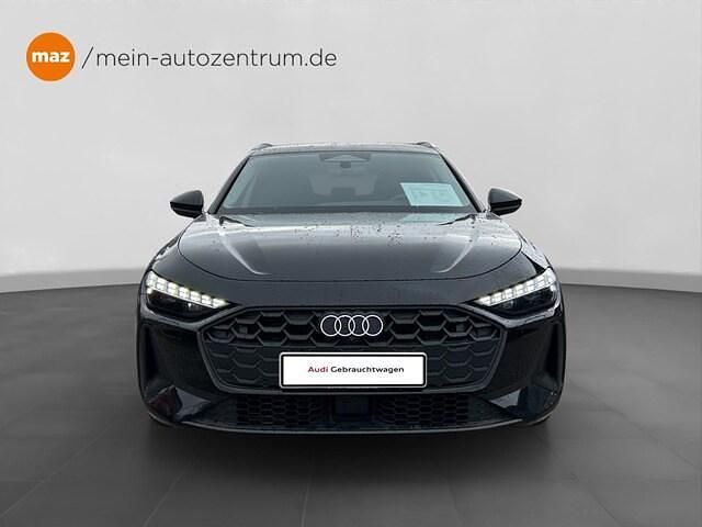 Gebraucht Audi A5 Sport 204 PS (150 kW) 2025 Mythosschwarz metallic Kombi