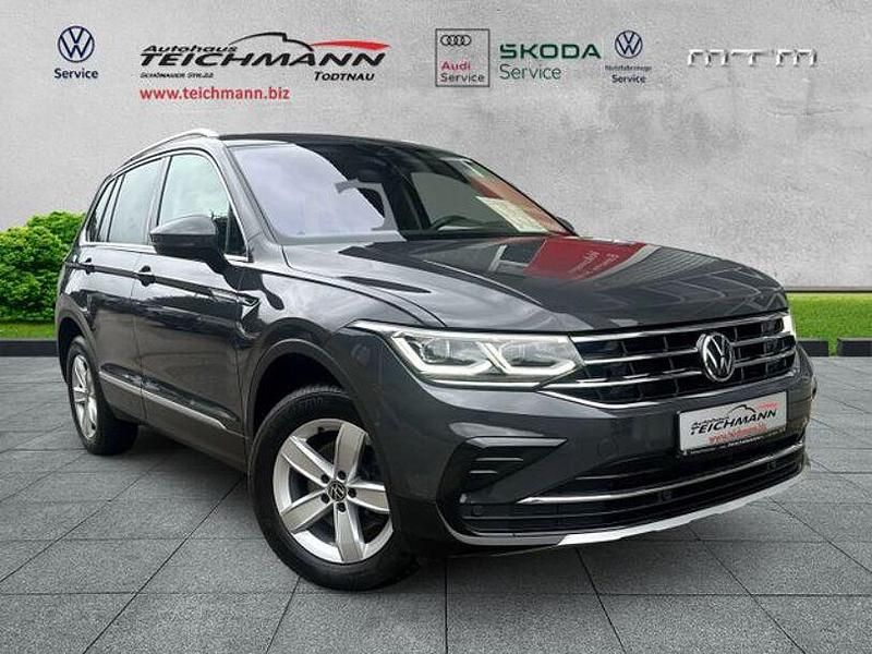 Gebraucht VW Tiguan Elegance 150 PS (110 kW) 2022 Grau SUV