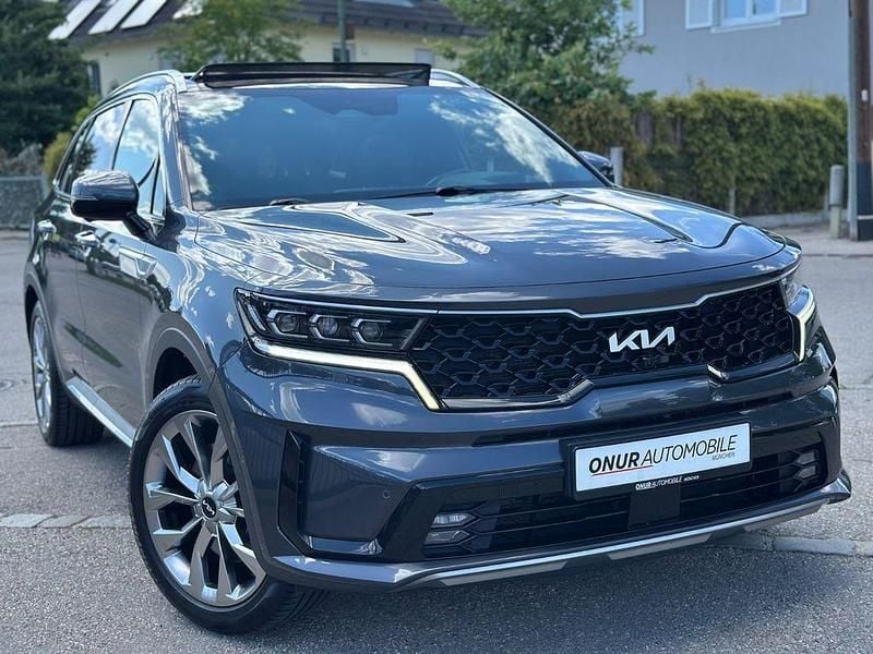 Platinum graphite Gebraucht 2022 Kia Sorento Platinum SUV | 36.950 € (Etwas zu teuer) - Bild 1/4