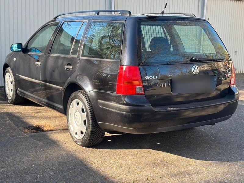 Gebraucht VW Golf IV Edition 75 PS (55 kW) 2000 Schwarz Limousine
