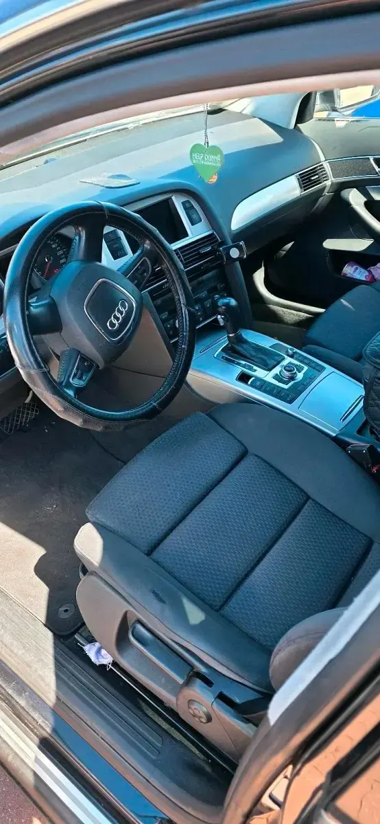 Gebraucht Audi A6 170 PS (125 kW) 2011 Blau Kombi
