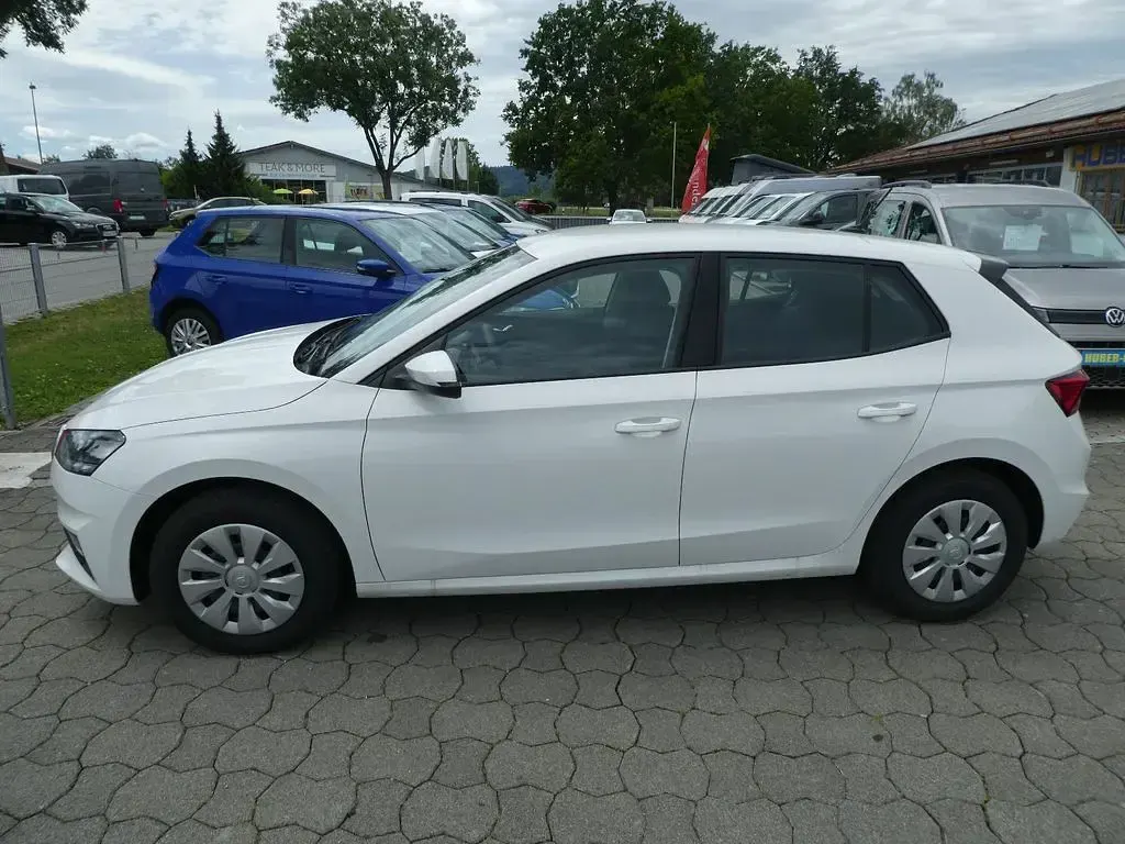 Neu Skoda Fabia Essence 80 PS (58 kW) 2026 Weiß Kleinwagen