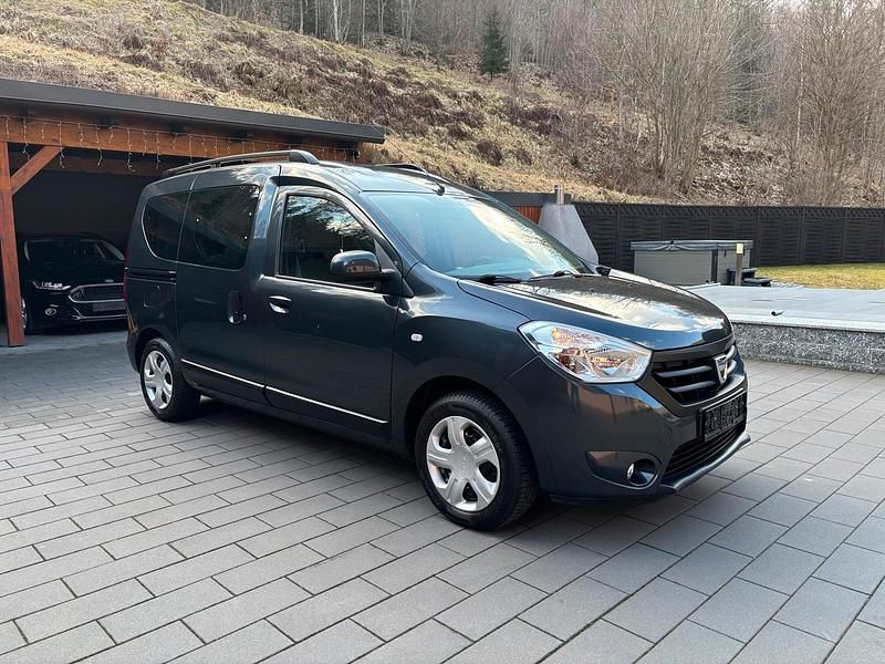 Gebraucht Dacia Dokker Lauréate 115 PS (84 kW) 2014 Grau Van / Kleinbus