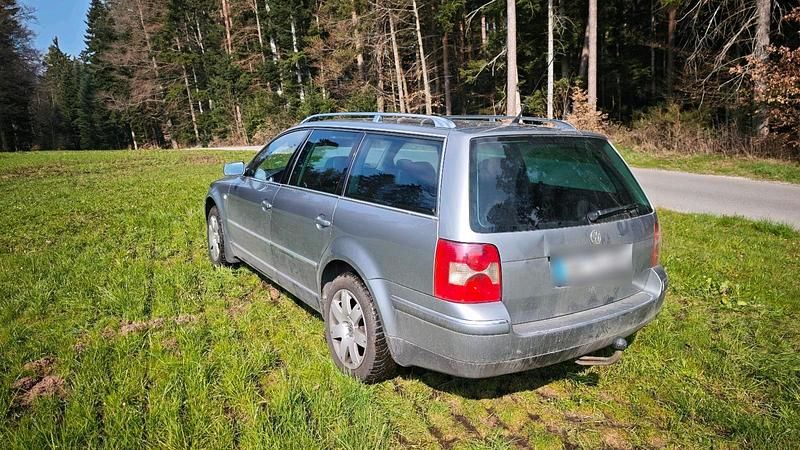 Gebraucht VW Passat Highline 131 PS (96 kW) 2001 Kombi